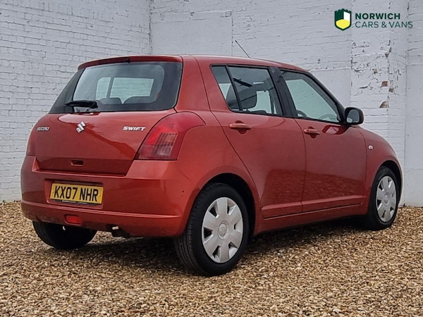 Used Suzuki Swift 2007 for sale - 76268528: Photo 5
