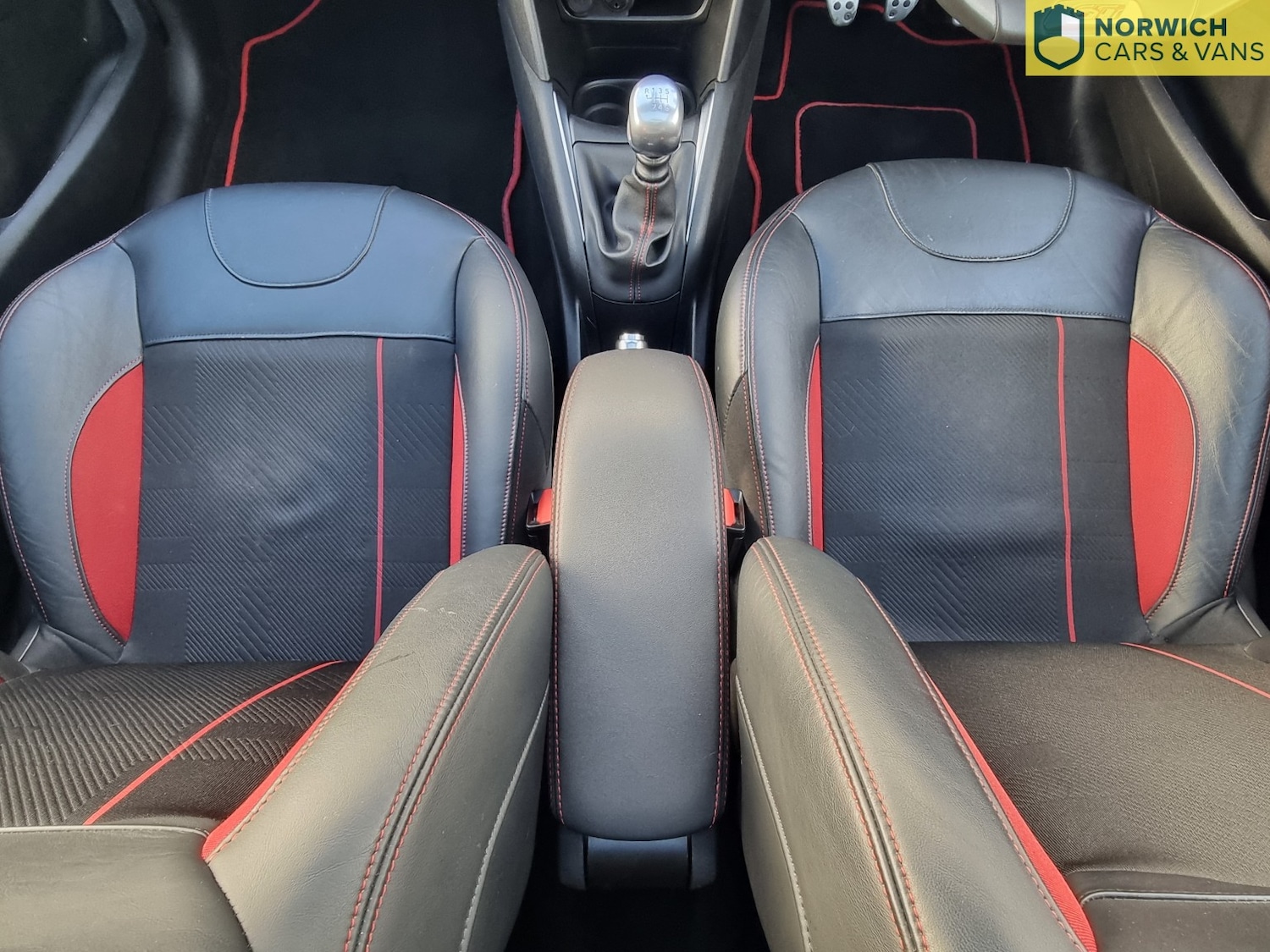 Used Peugeot 208 2014 for sale - 76605872: Photo 40