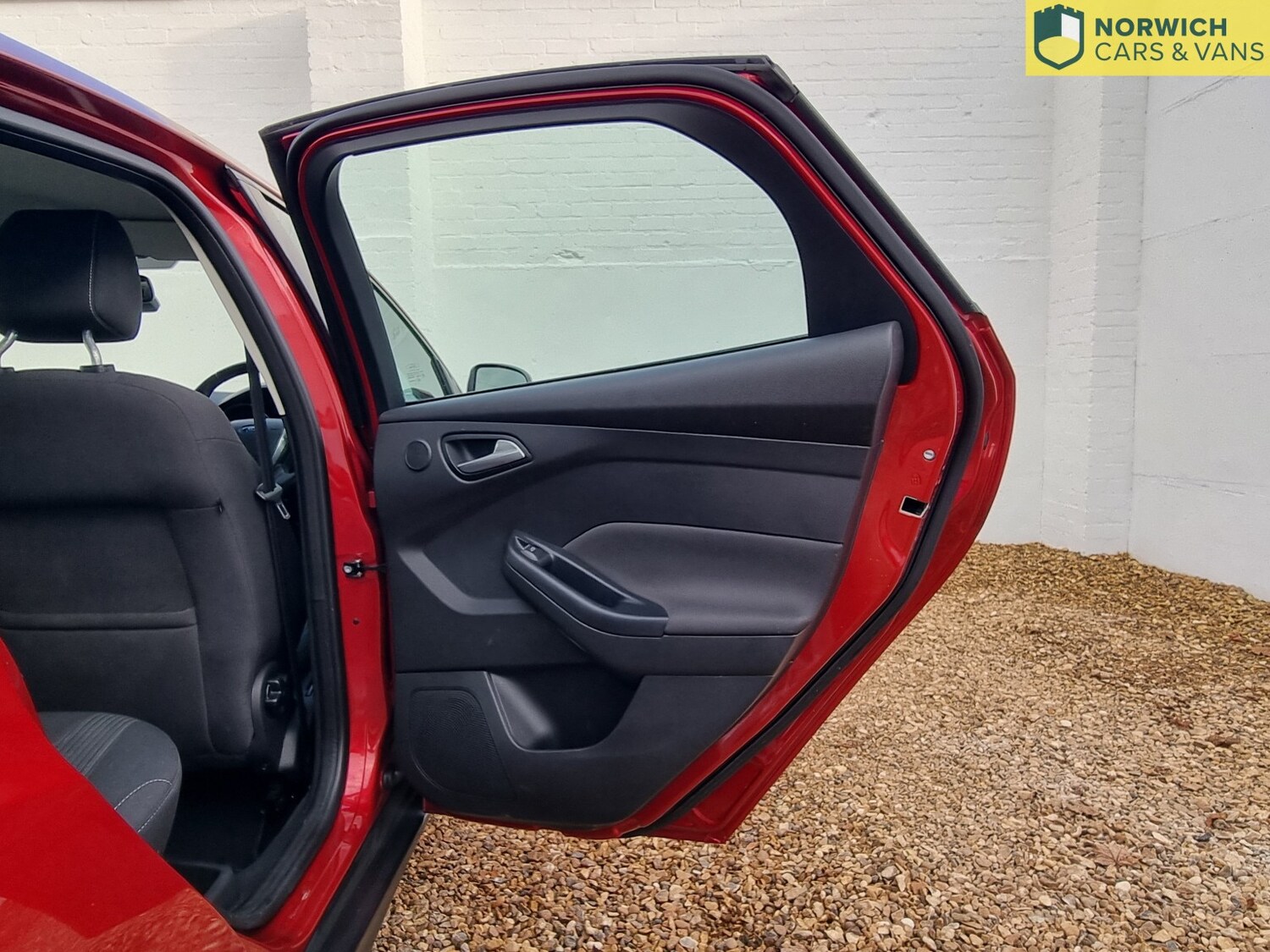 Used Ford Focus 2014 for sale - 76560077: Photo 46