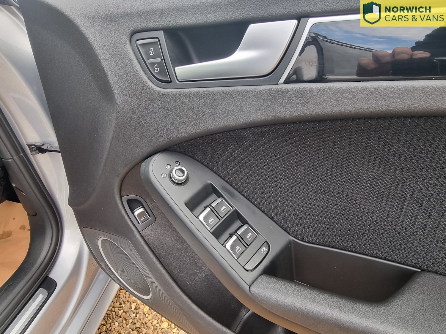 Used Audi A4 Avant 2015 for sale - 76794171: Photo 21