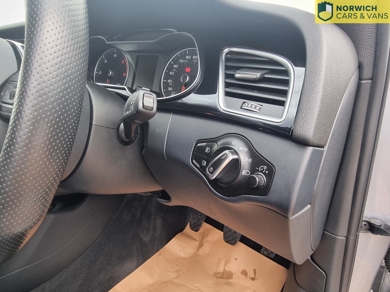 Used Audi A4 Avant 2015 for sale - 76794171: Photo 22