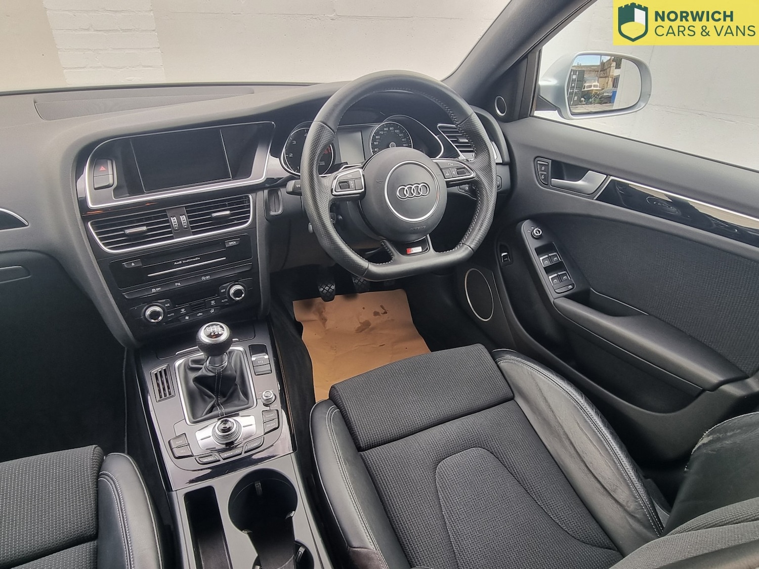 Used Audi A4 Avant 2015 for sale - 76794171: Photo 28