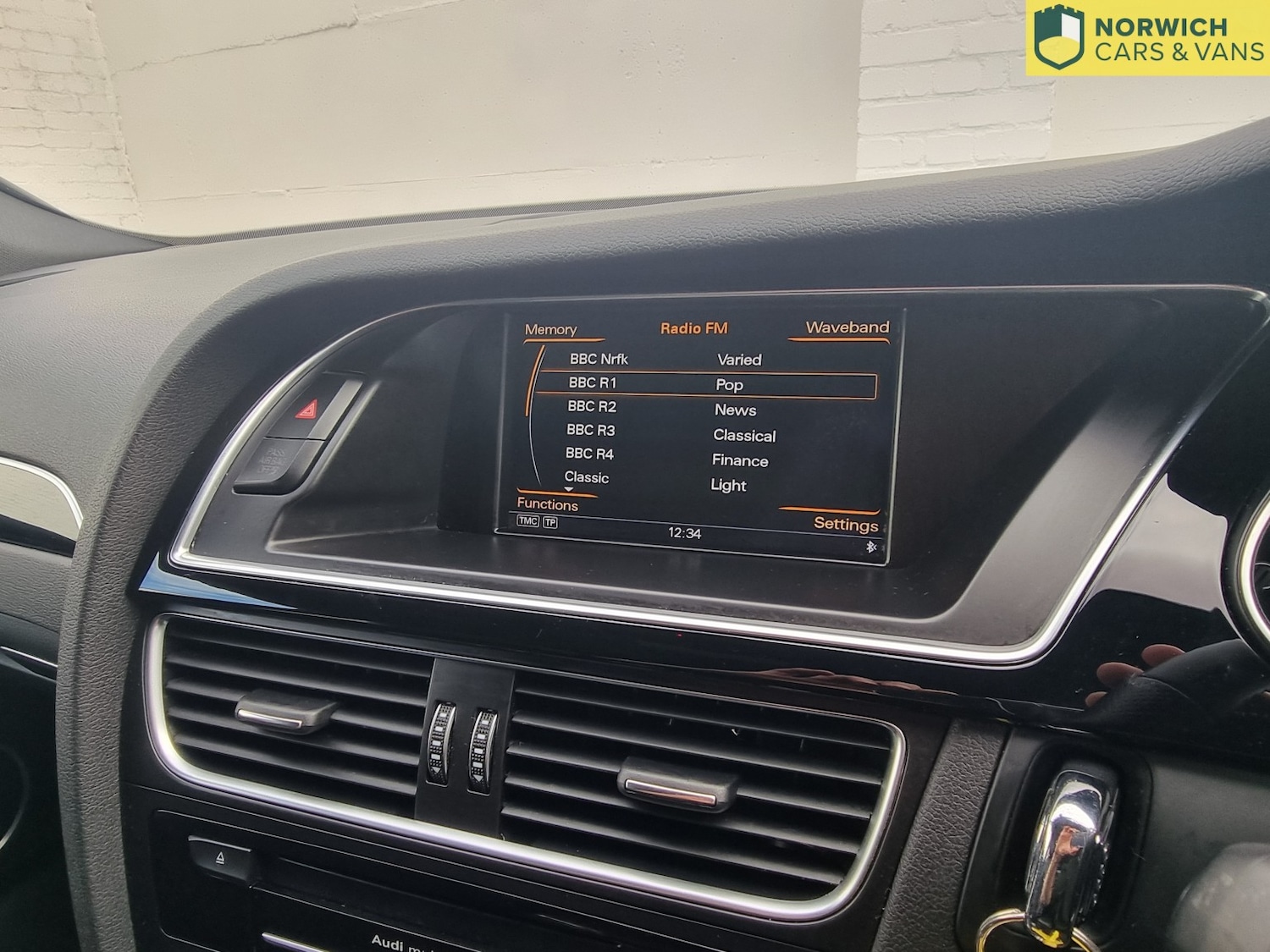 Used Audi A4 Avant 2015 for sale - 76794171: Photo 35