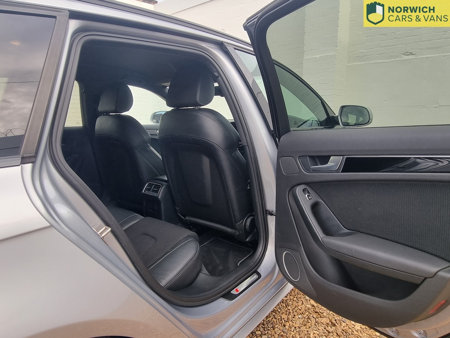 Used Audi A4 Avant 2015 for sale - 76794171: Photo 54