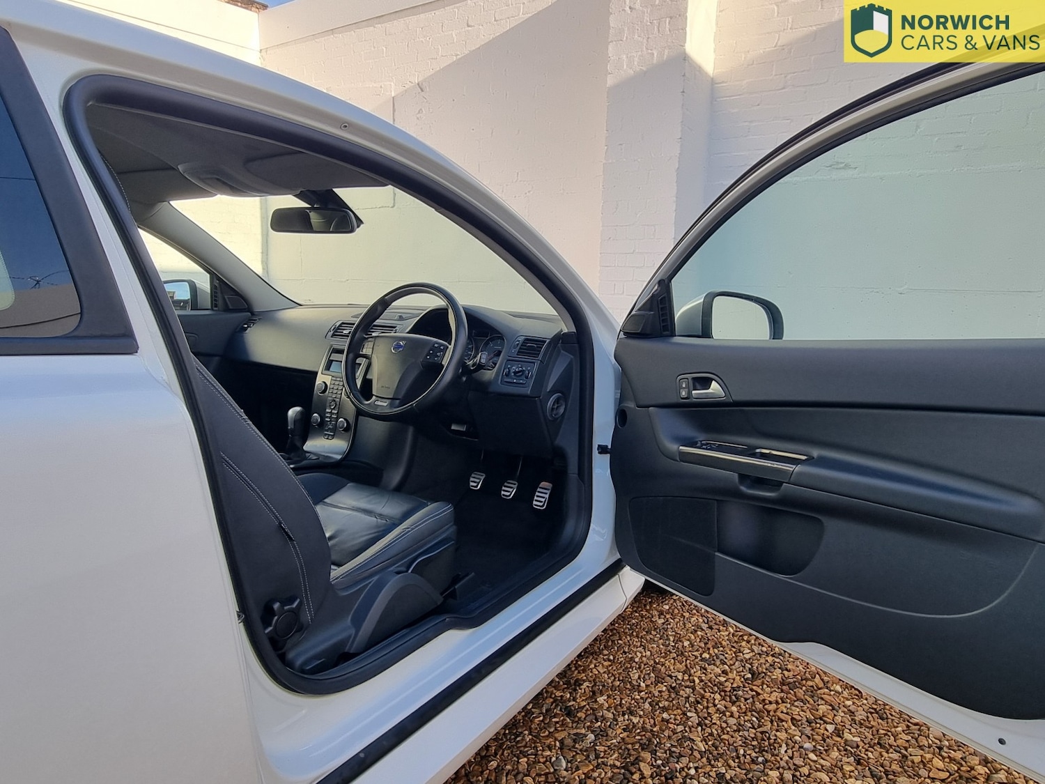 Used Volvo C30 2013 for sale - 77096950: Photo 12