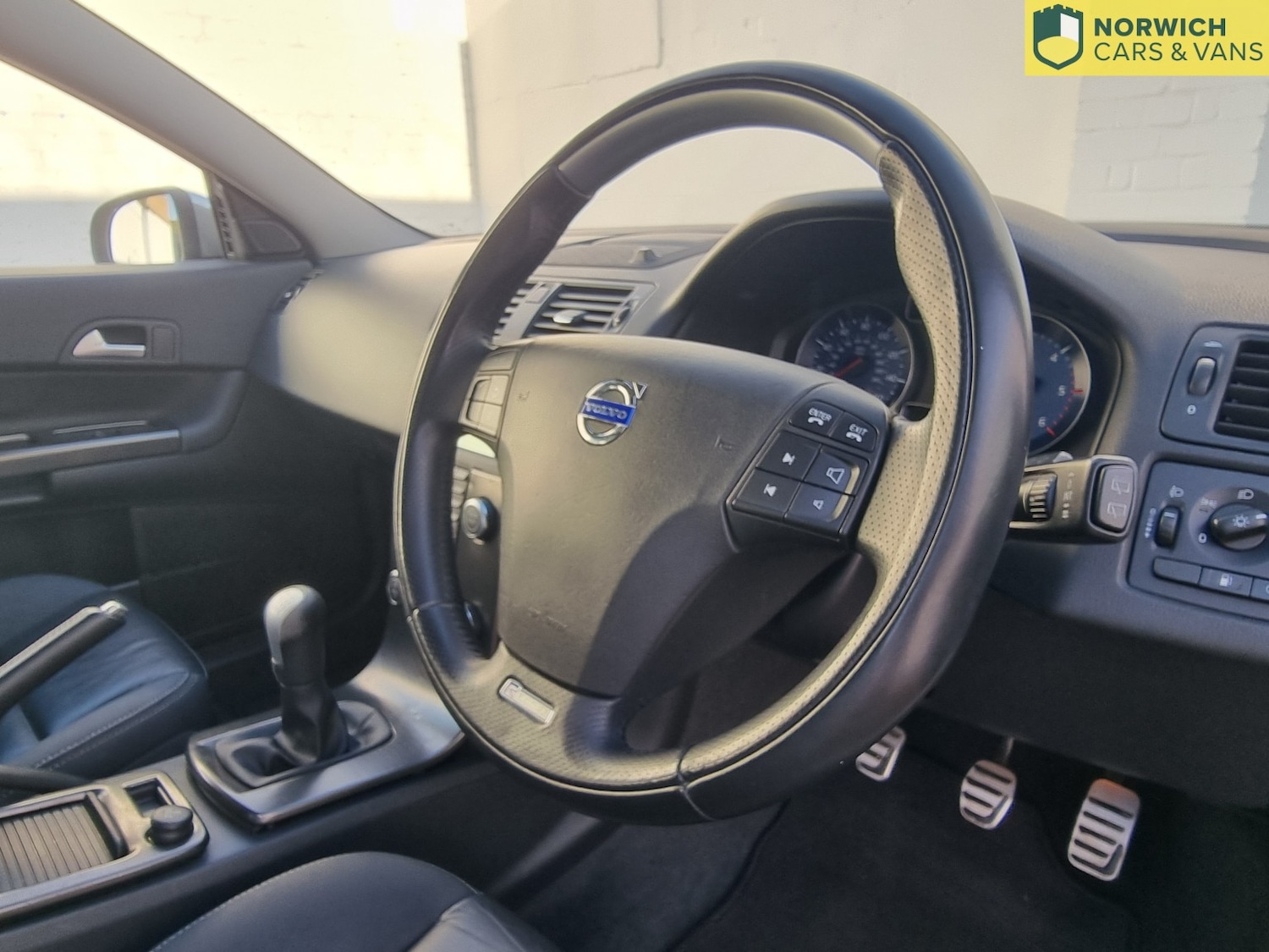 Used Volvo C30 2013 for sale - 77096950: Photo 25