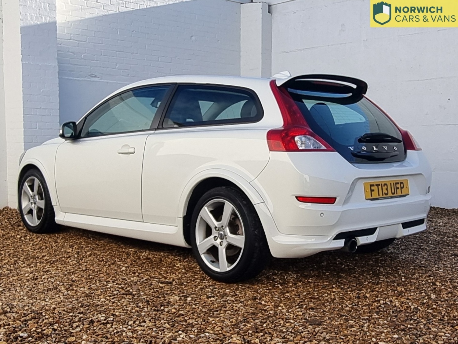 Used Volvo C30 2013 for sale - 77096950: Photo 4