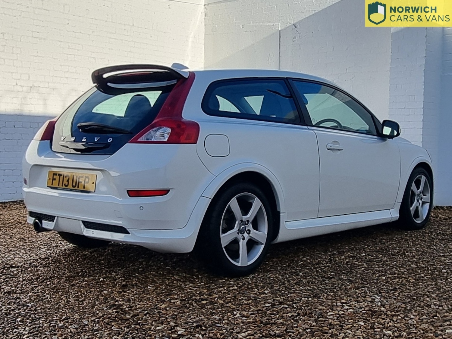 Used Volvo C30 2013 for sale - 77096950: Photo 5
