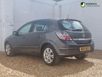 Used Vauxhall Astra 2010 for sale - 76246082: Photo 4