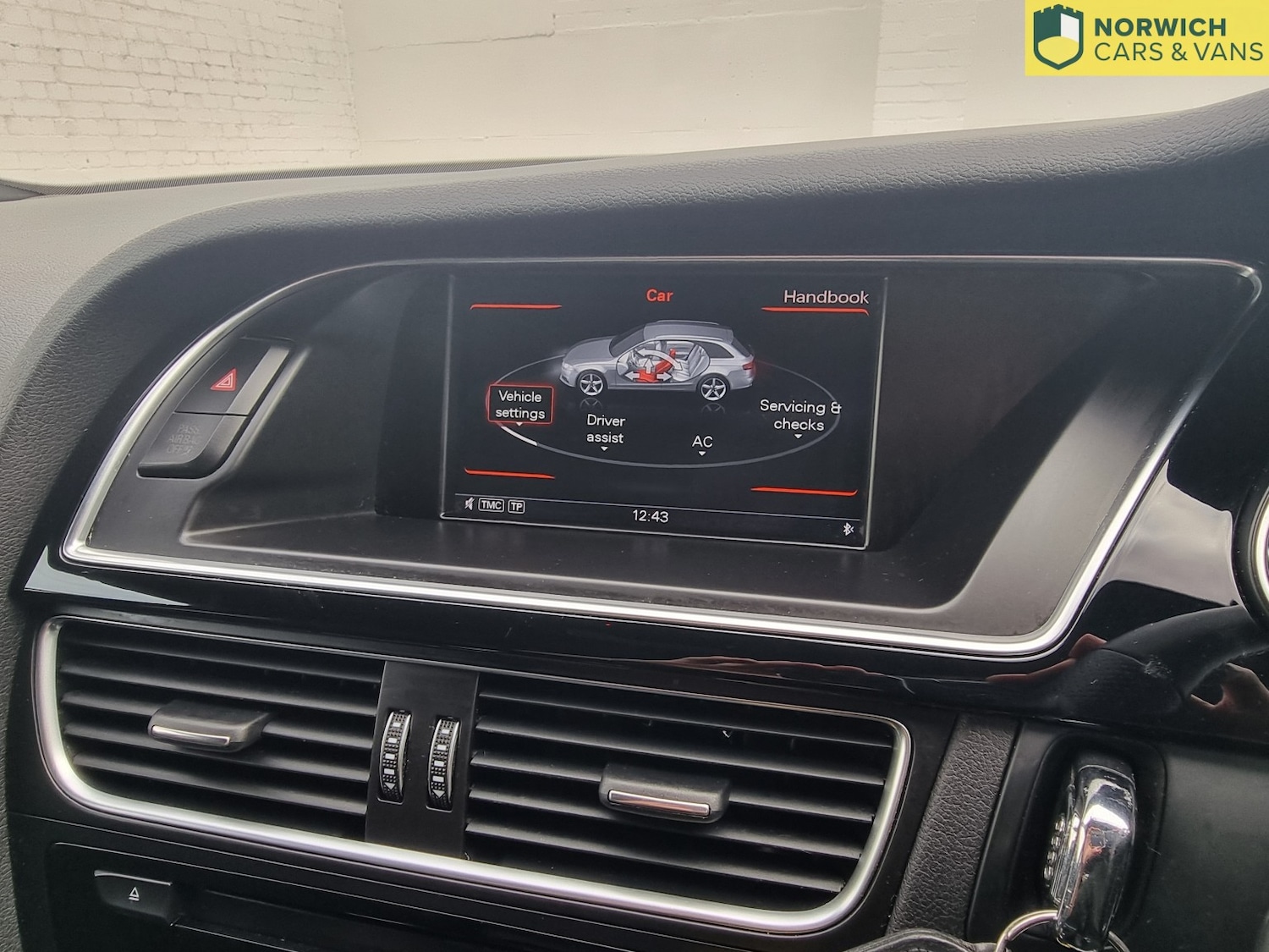 Used Audi A4 Avant 2015 for sale - 76510927: Photo 33