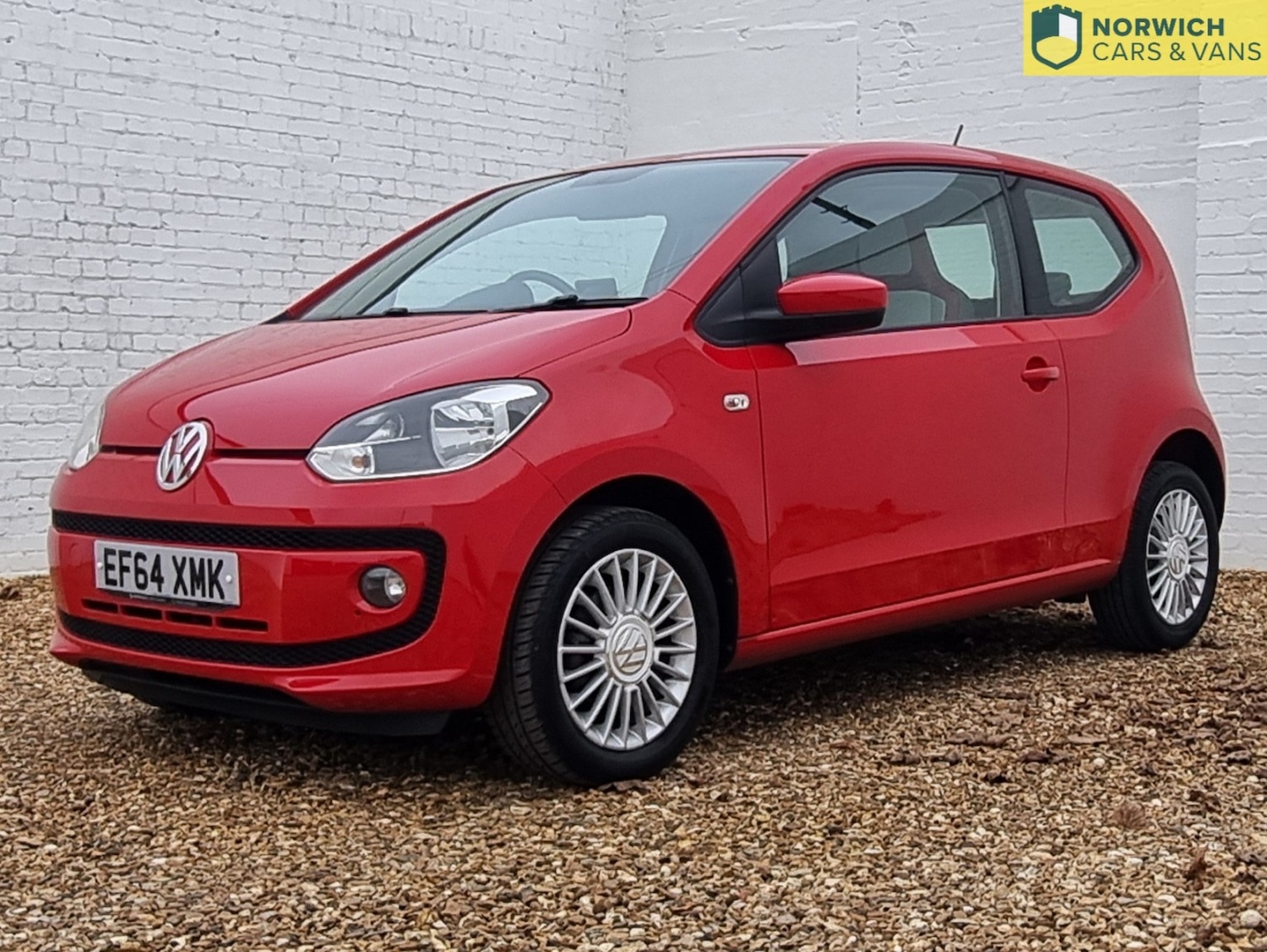 Used Volkswagen up! 2015 for sale - 77162229: Photo 2