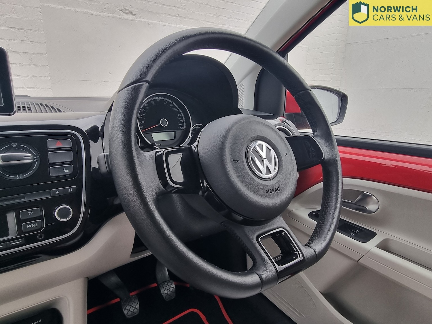 Used Volkswagen up! 2015 for sale - 77162229: Photo 20