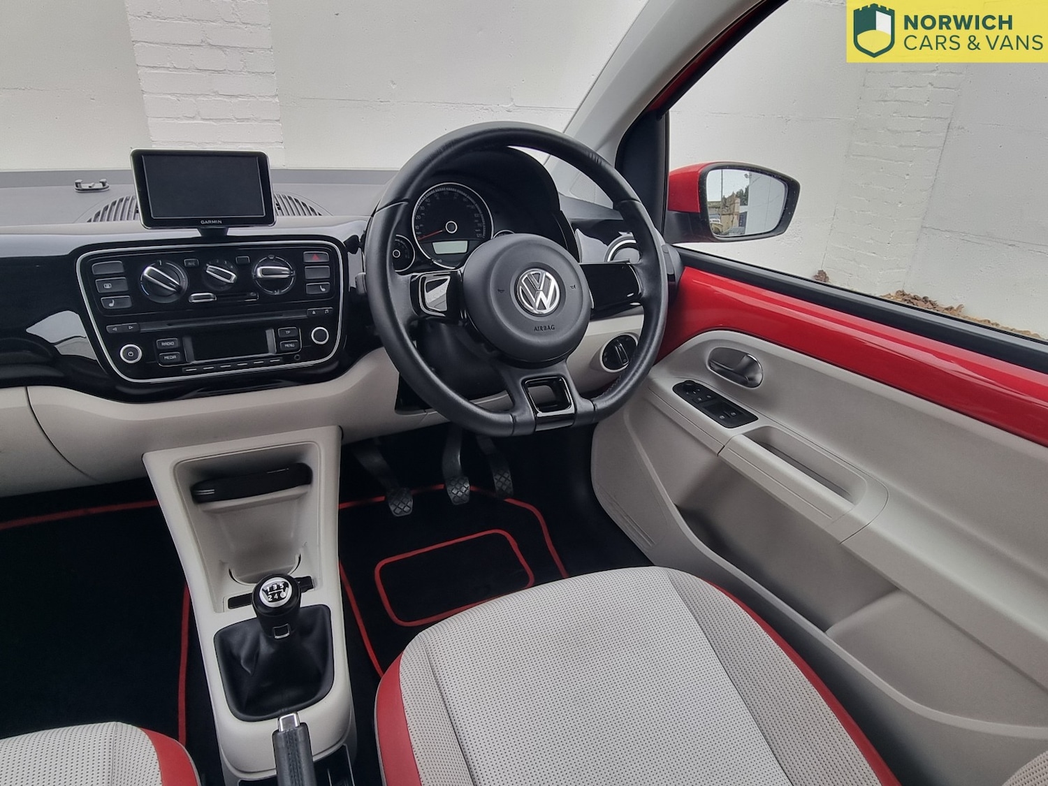 Used Volkswagen up! 2015 for sale - 77162229: Photo 34