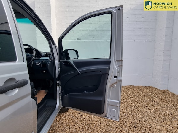 Used Mercedes-Benz Vito 2012 for sale - 76237198: Photo 11