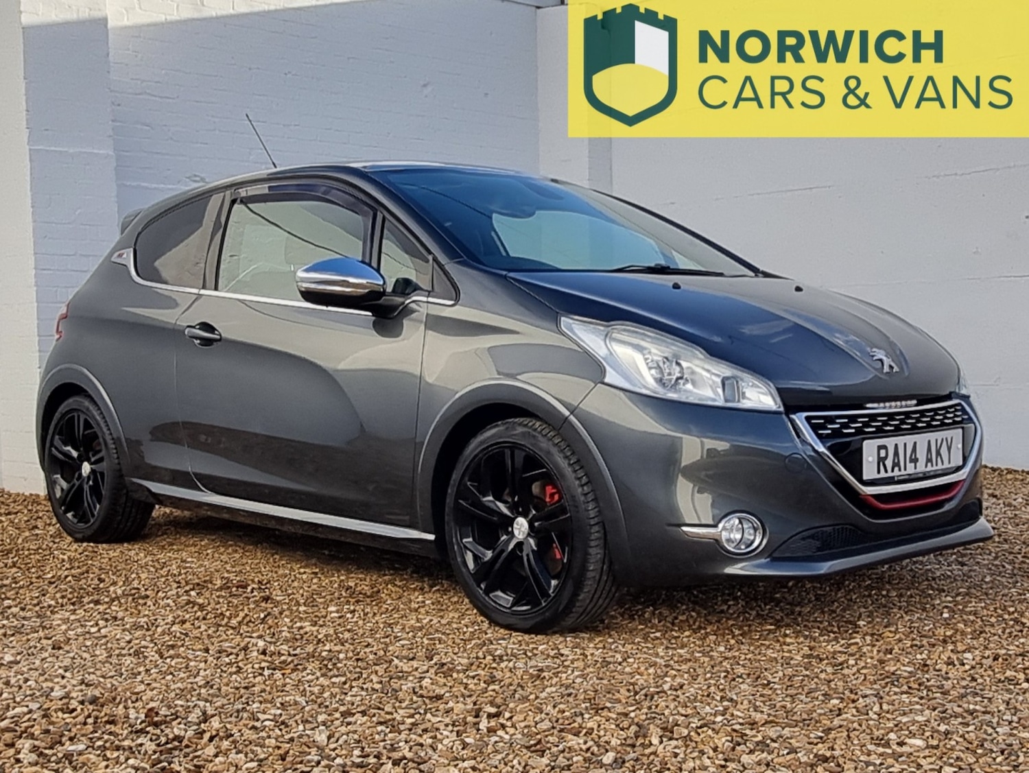 Used Peugeot 208 2014 for sale - 76794163: Photo 1
