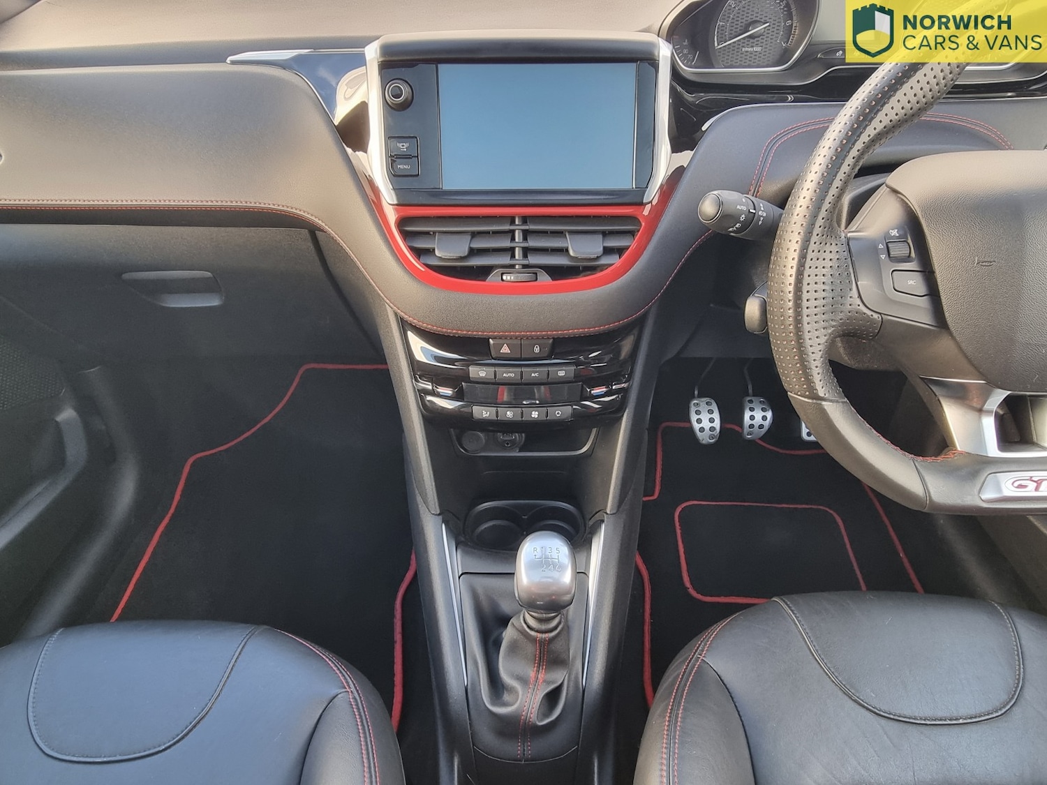 Used Peugeot 208 2014 for sale - 76794163: Photo 23