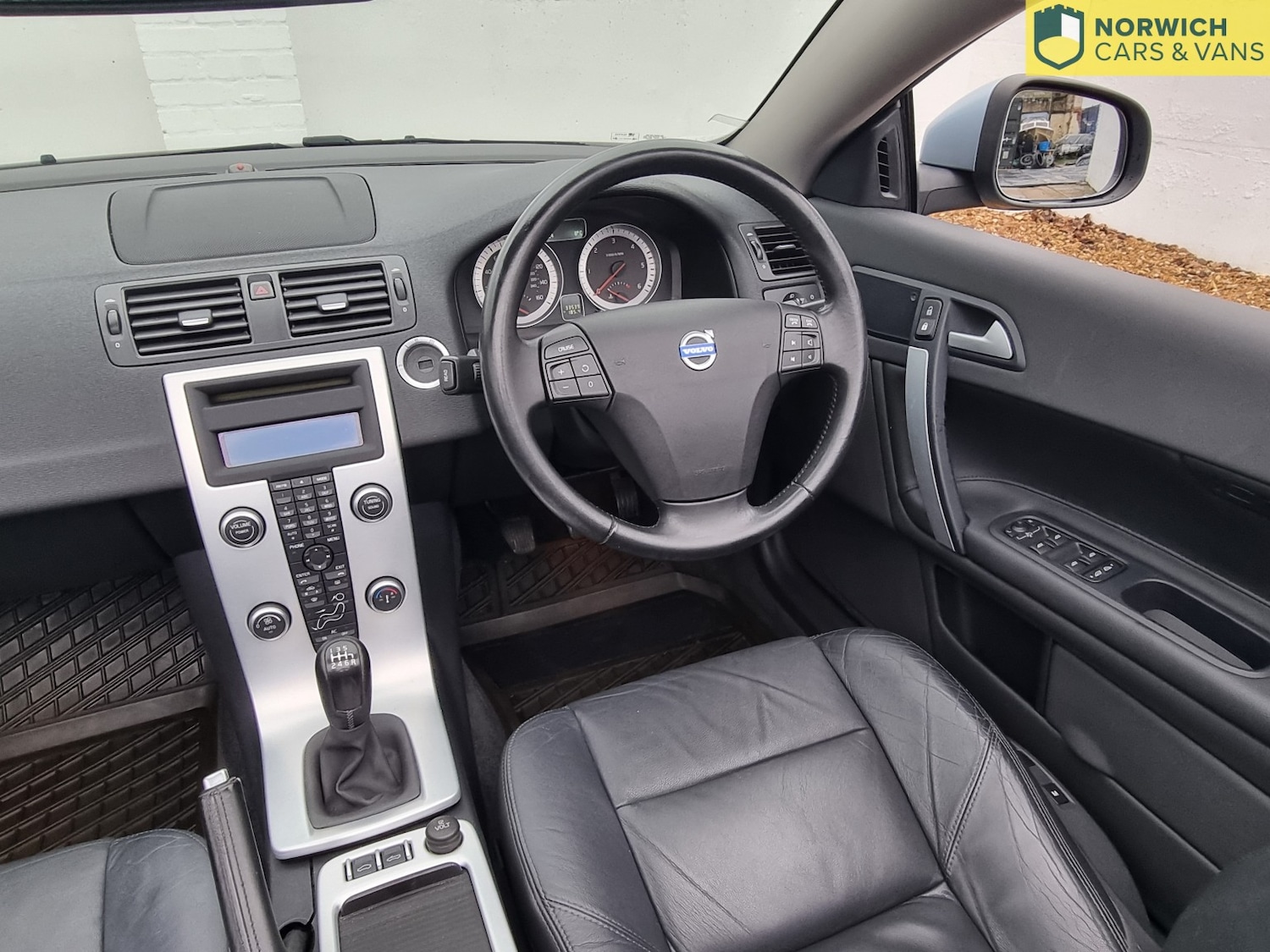 Used Volvo C70 2010 for sale - 77453265: Photo 21