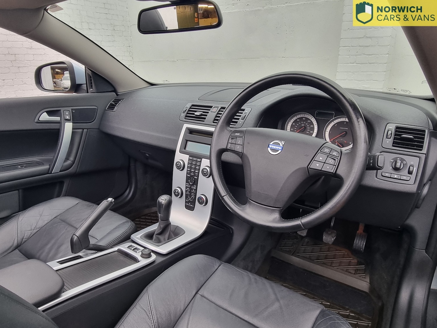 Used Volvo C70 2010 for sale - 77453265: Photo 25