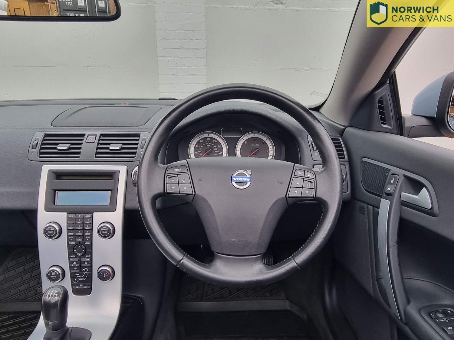 Used Volvo C70 2010 for sale - 77453265: Photo 30