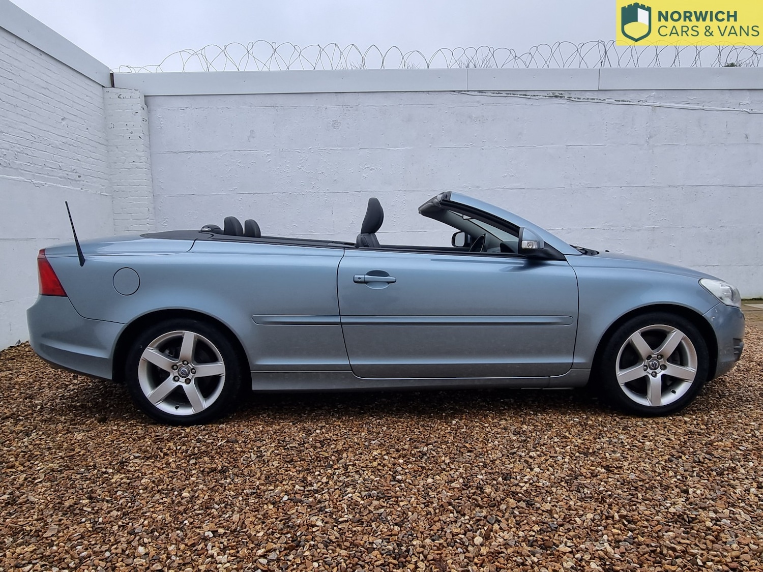 Used Volvo C70 2010 for sale - 77453265: Photo 78