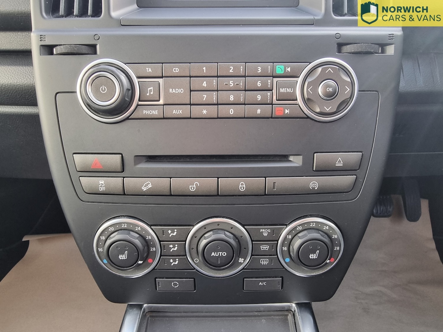 Used Land Rover Freelander 2 2013 for sale - 77749928: Photo 32