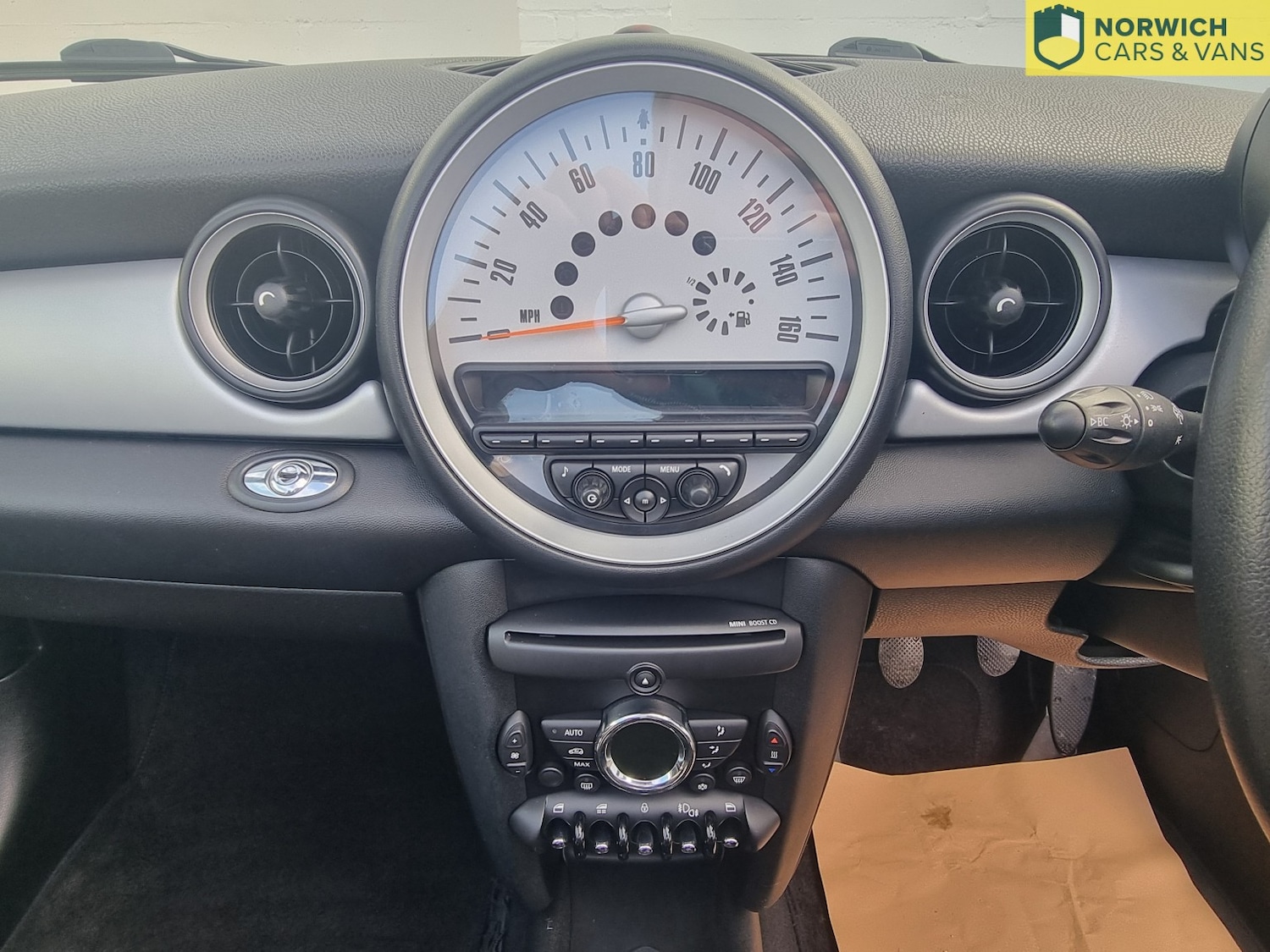 Used MINI Convertible 2011 for sale - 76510955: Photo 34