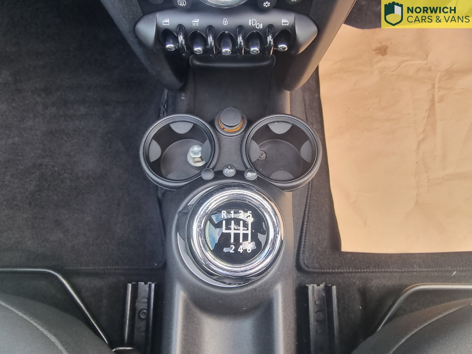 Used MINI Convertible 2011 for sale - 76510955: Photo 36