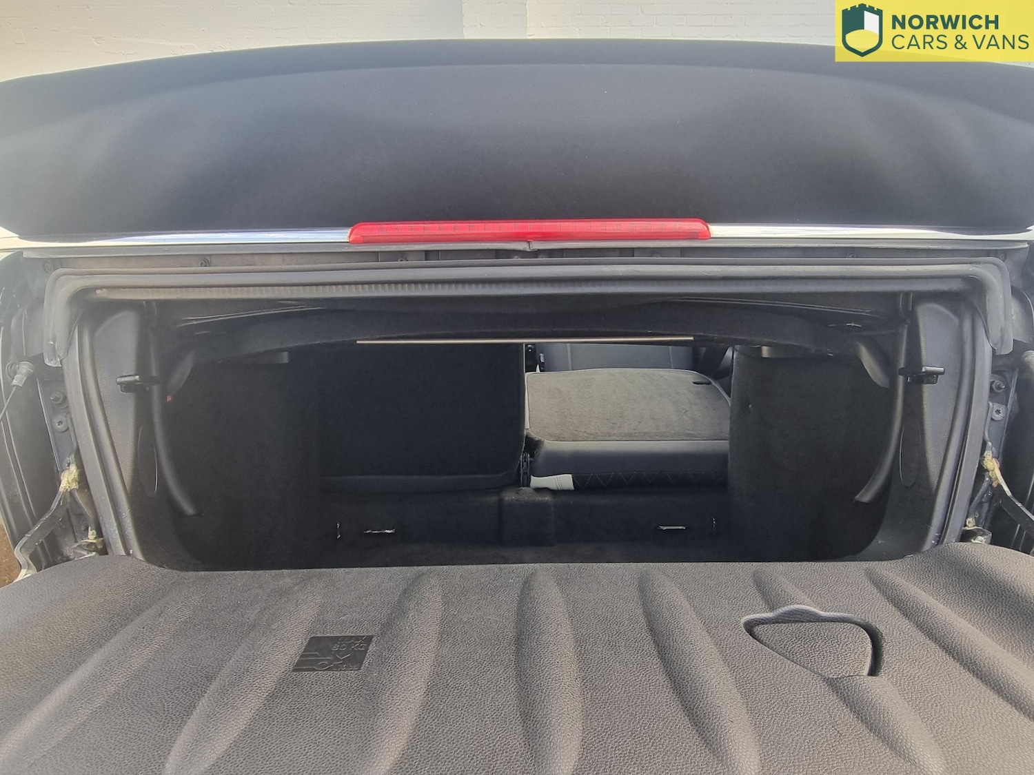 Used MINI Convertible 2011 for sale - 76510955: Photo 39