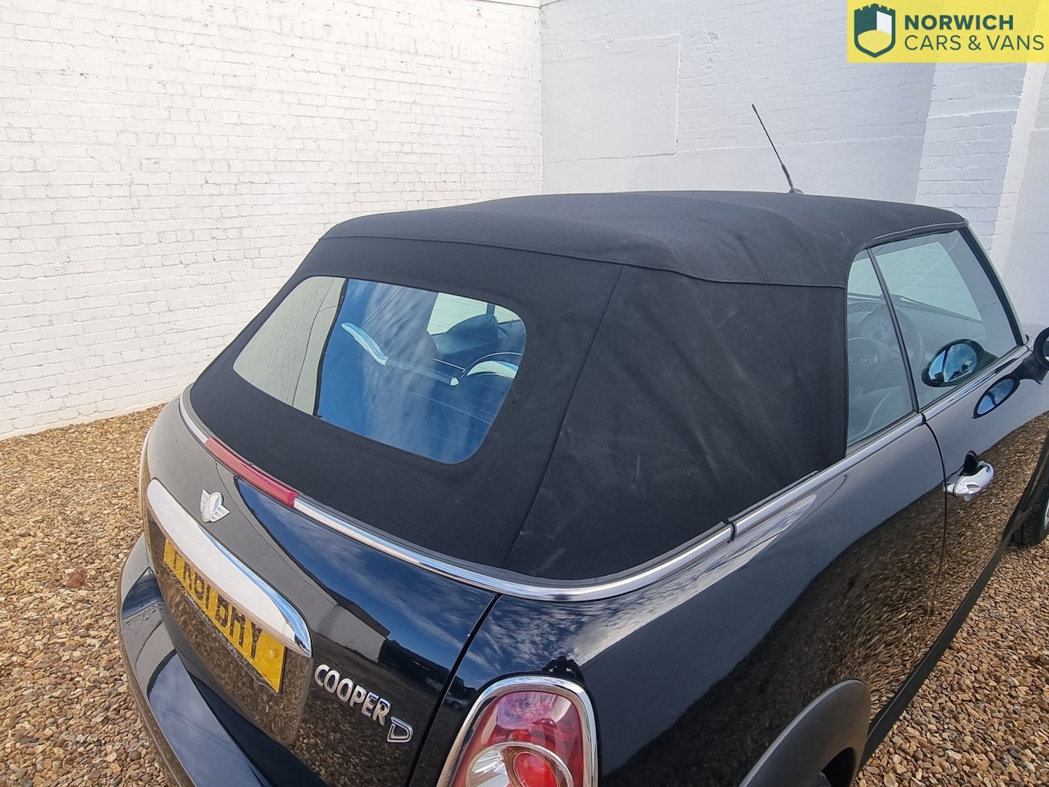 Used MINI Convertible 2011 for sale - 76510955: Photo 43