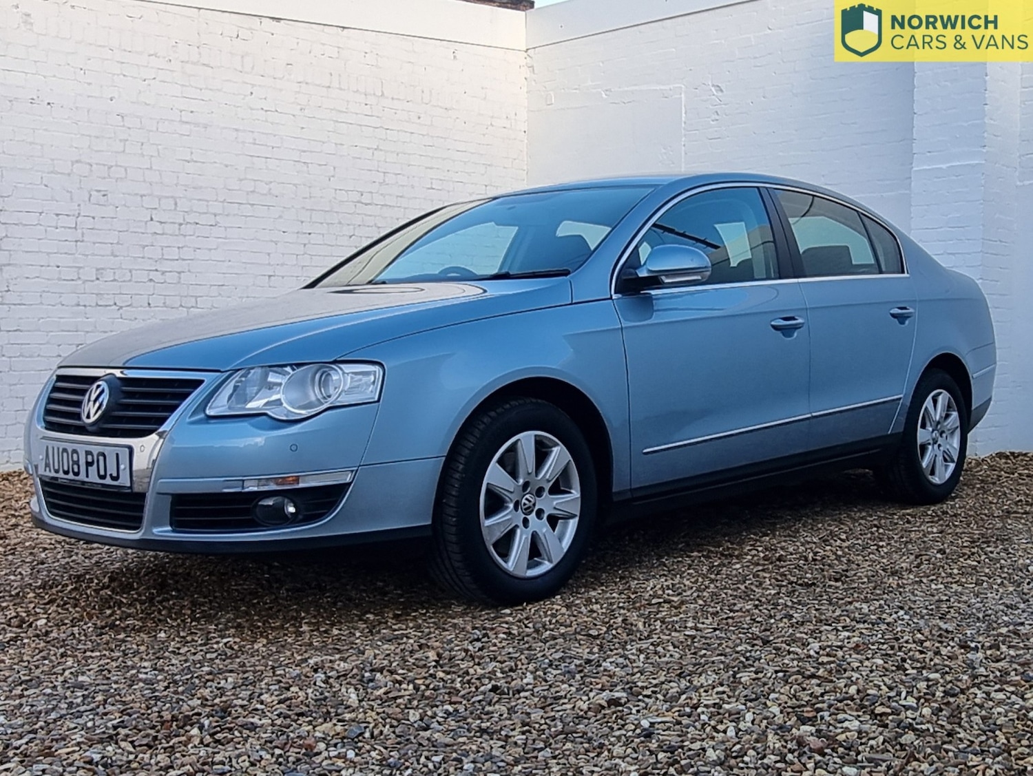 Used Volkswagen Passat 2008 for sale - 76605793: Photo 2