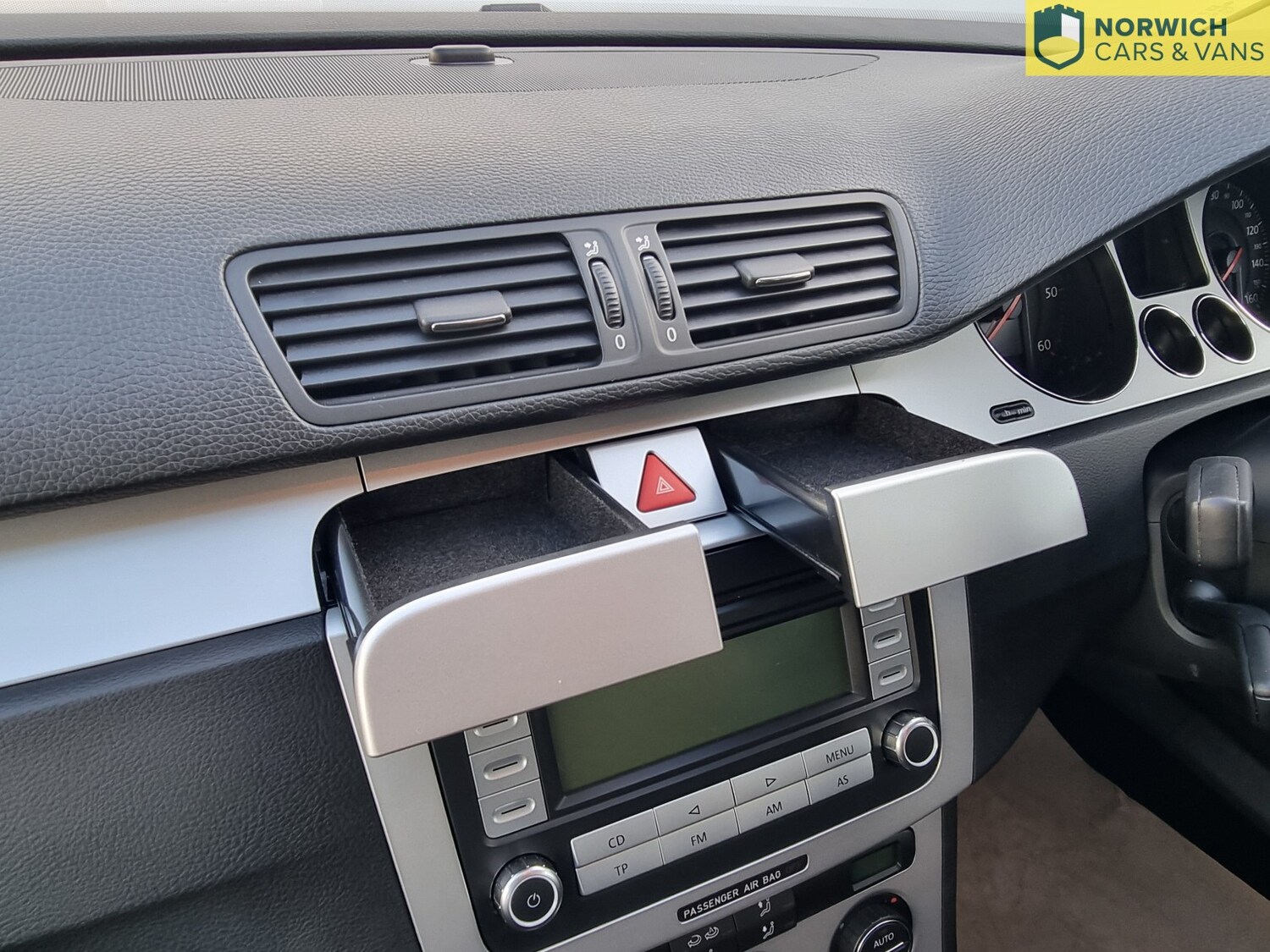 Used Volkswagen Passat 2008 for sale - 76605793: Photo 35