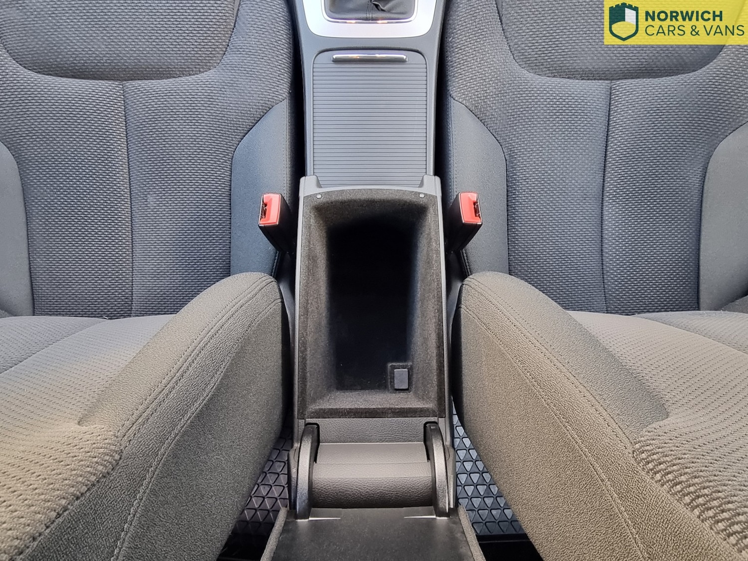 Used Volkswagen Passat 2008 for sale - 76605793: Photo 46