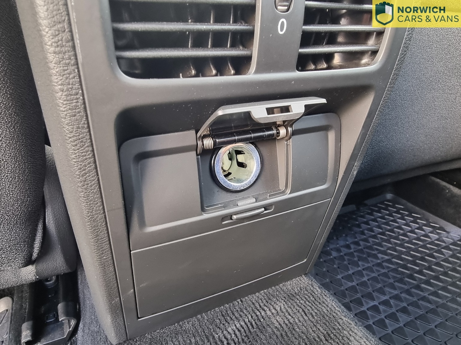 Used Volkswagen Passat 2008 for sale - 76605793: Photo 49