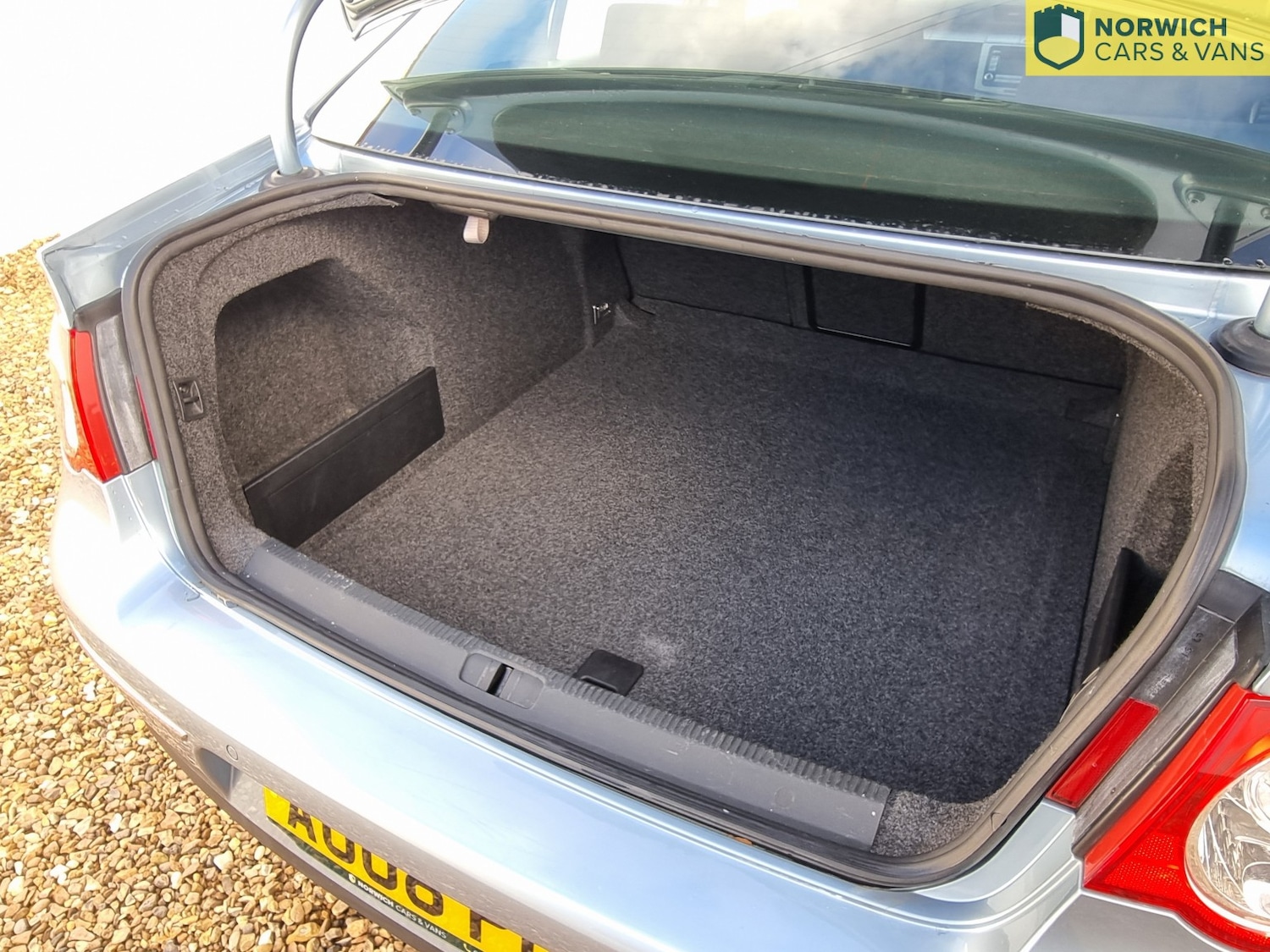 Used Volkswagen Passat 2008 for sale - 76605793: Photo 9