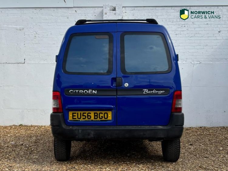 Vehicle 33