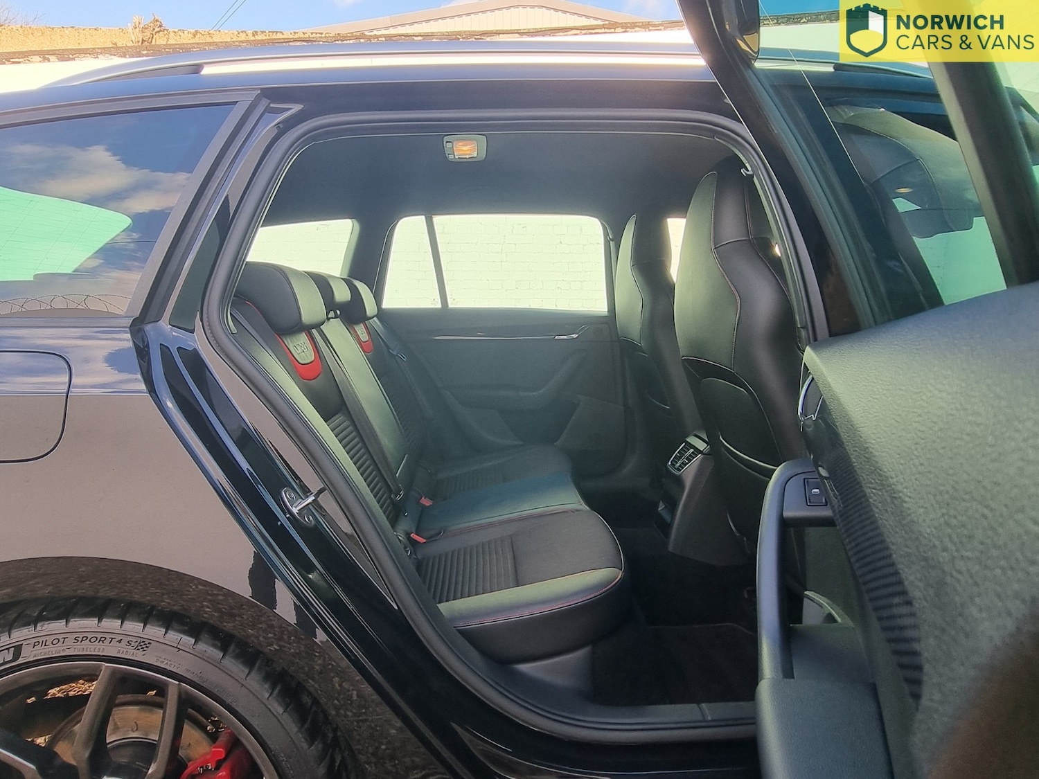 Used Skoda Octavia 2014 for sale - 76794164: Photo 51