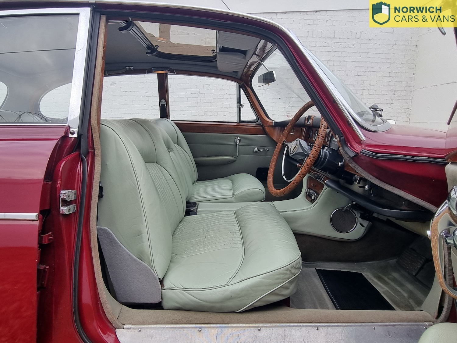 Used Jaguar 420 1970 for sale - 77251182: Photo 13