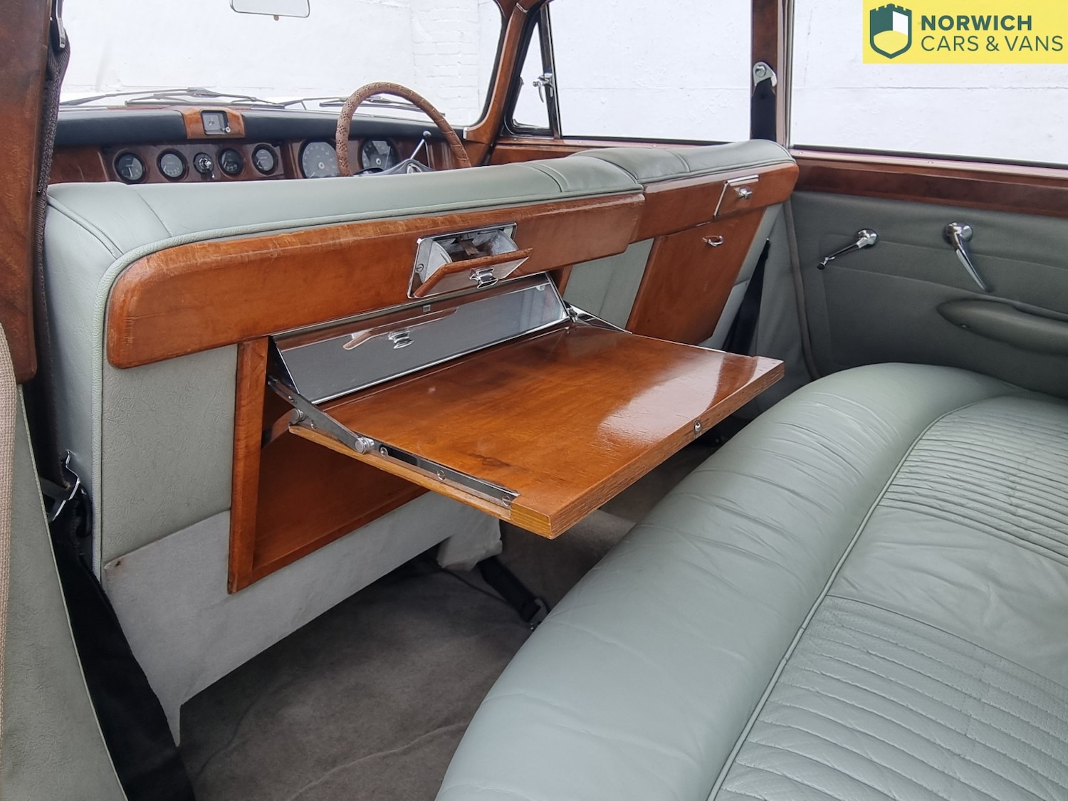 Used Jaguar 420 1970 for sale - 77251182: Photo 27