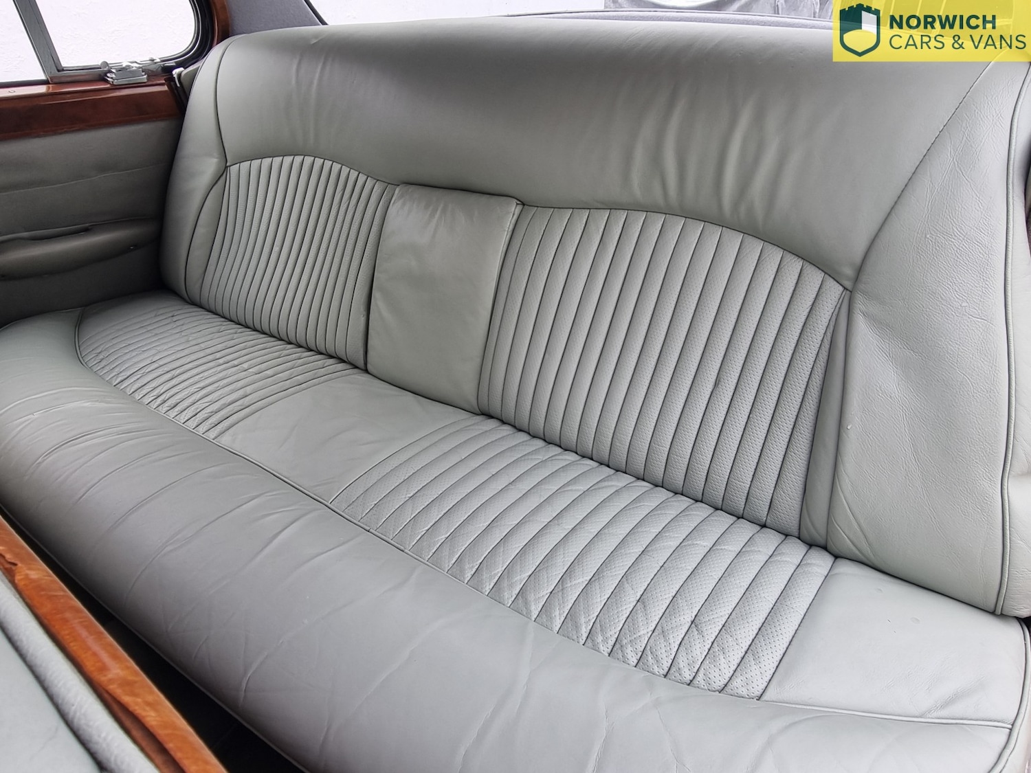 Used Jaguar 420 1970 for sale - 77251182: Photo 29