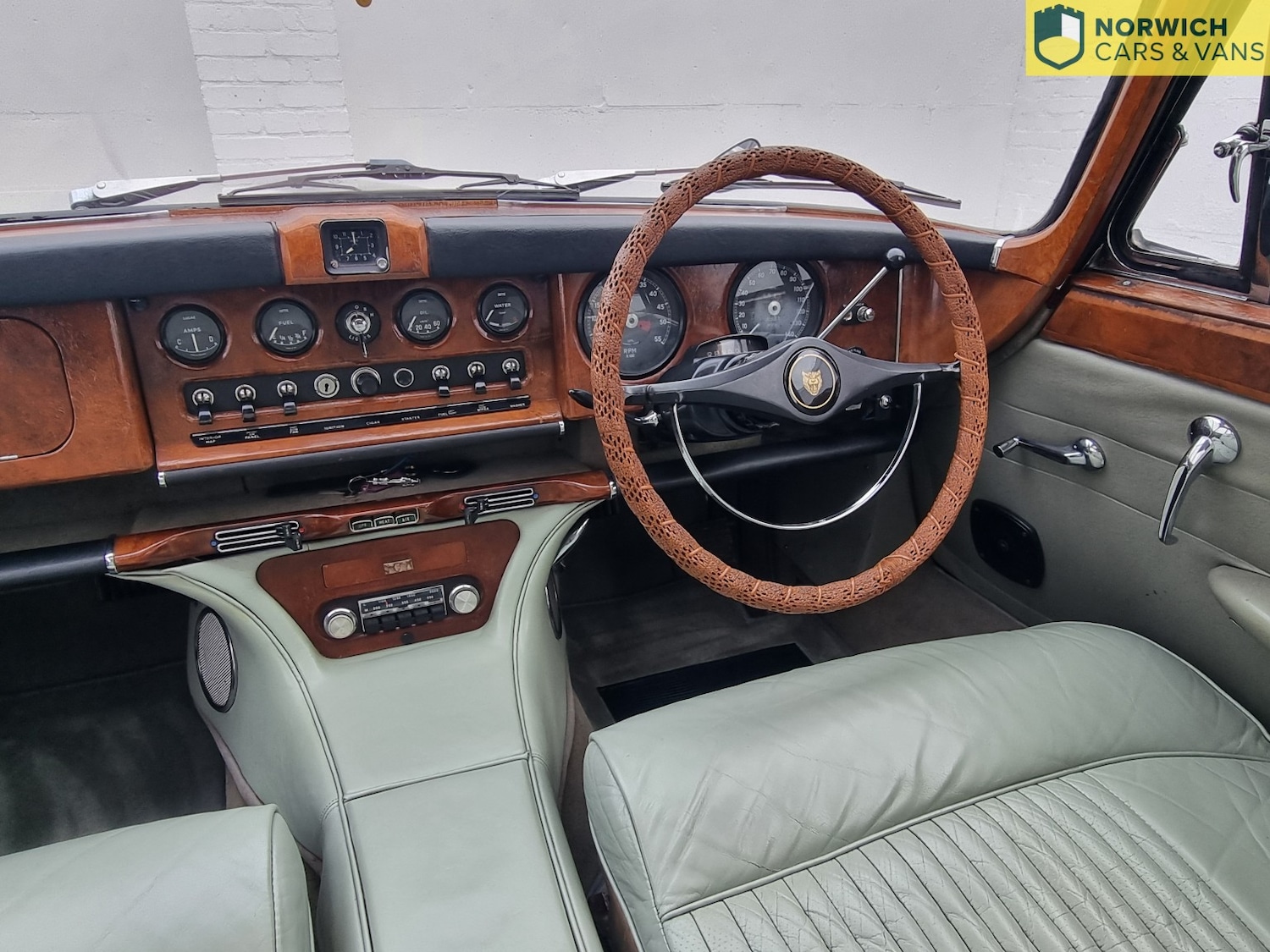Used Jaguar 420 1970 for sale - 77251182: Photo 39