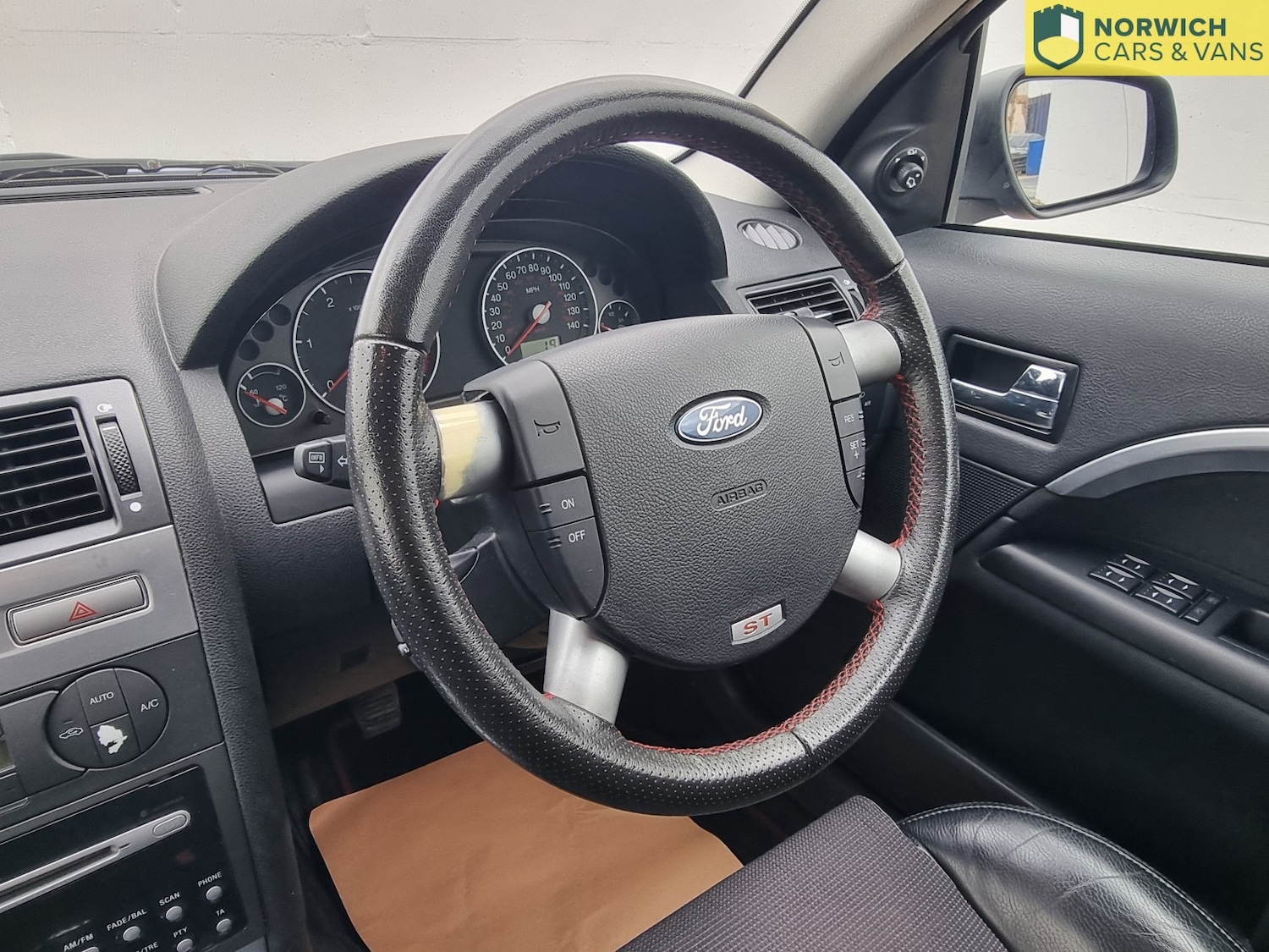 Used Ford Mondeo 2005 for sale - 76794174: Photo 21