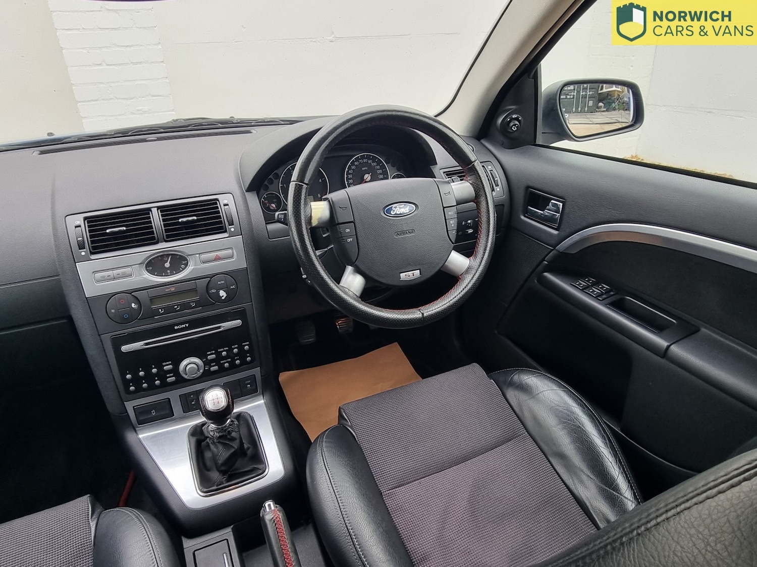 Used Ford Mondeo 2005 for sale - 76794174: Photo 29