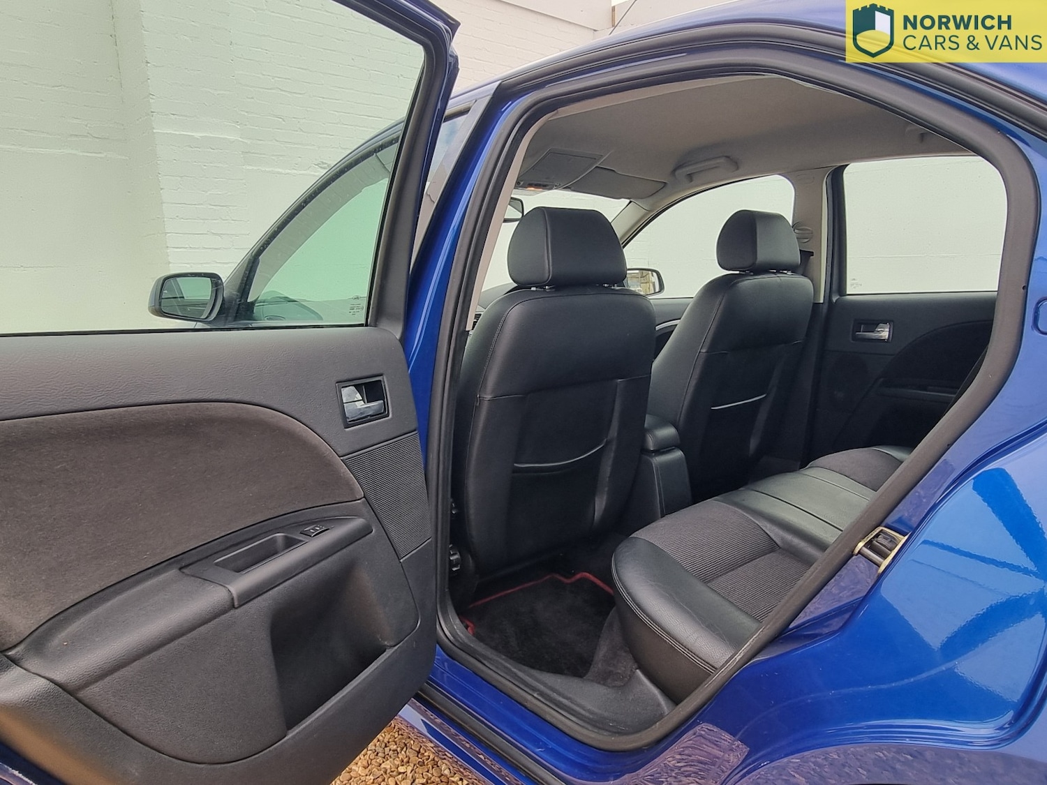 Used Ford Mondeo 2005 for sale - 76794174: Photo 38