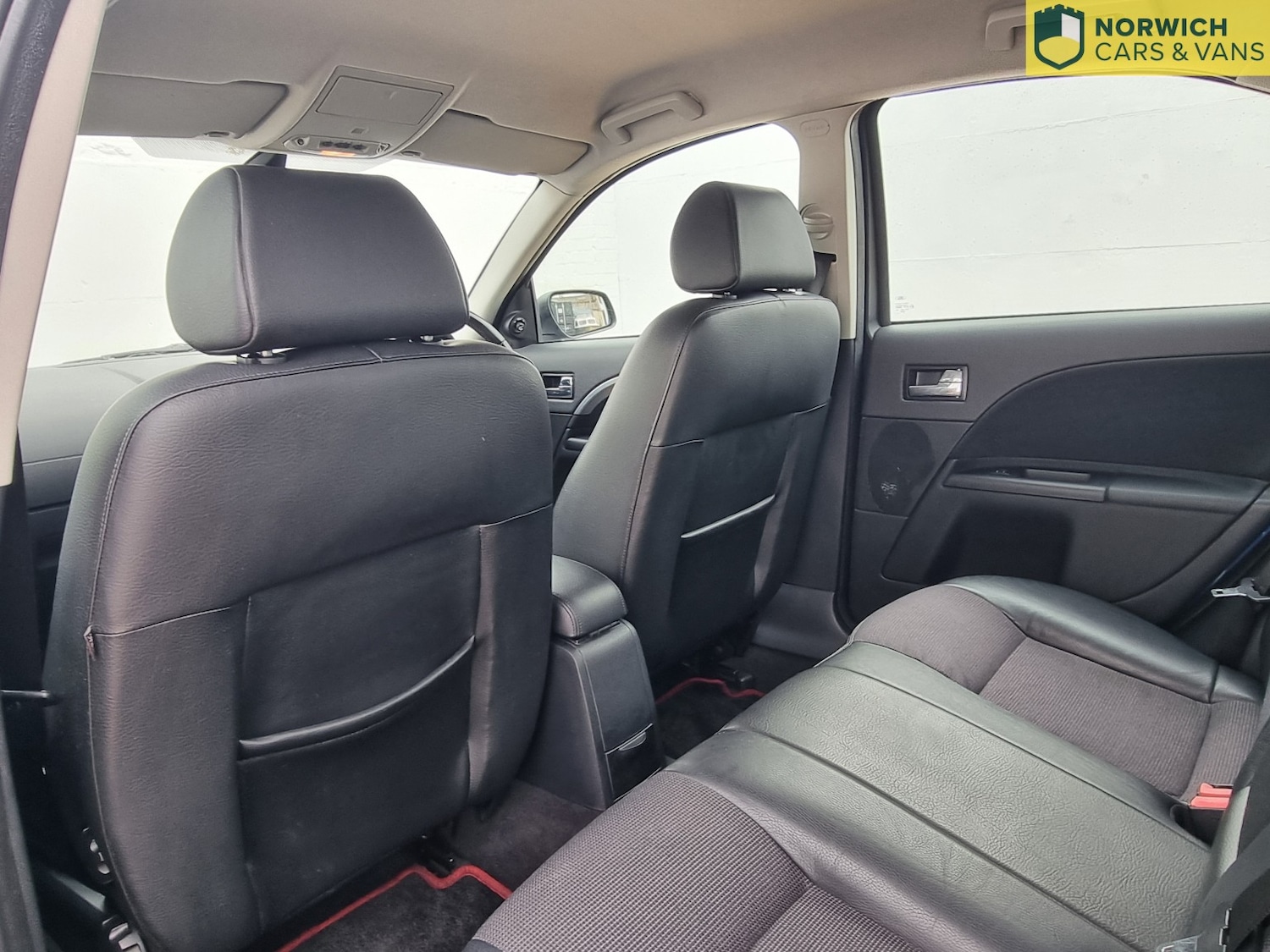 Used Ford Mondeo 2005 for sale - 76794174: Photo 40