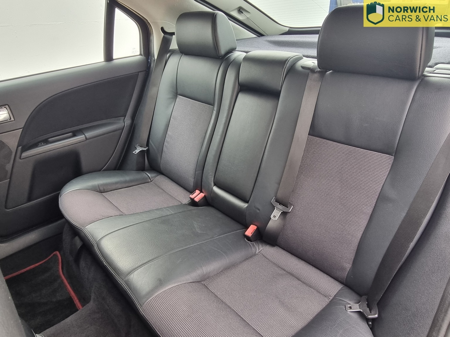 Used Ford Mondeo 2005 for sale - 76794174: Photo 41