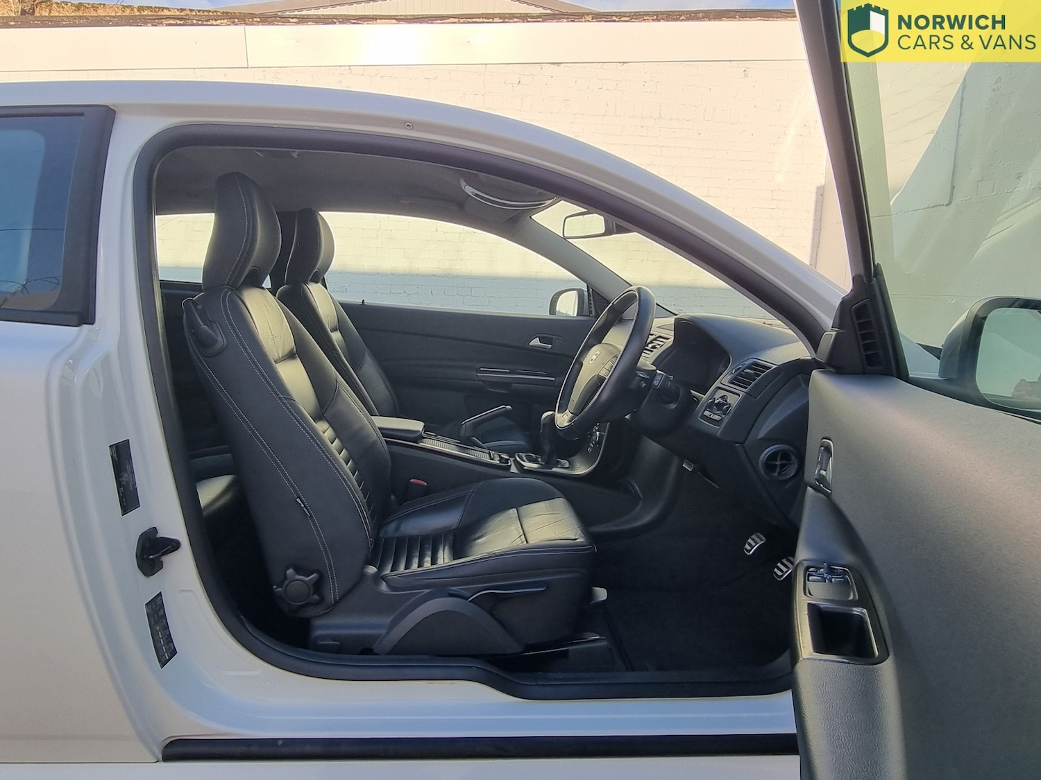 Used Volvo C30 2013 for sale - 76951132: Photo 13