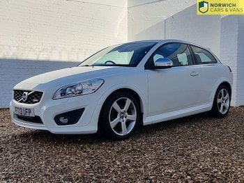 Used Volvo C30 2013 for sale - 76951132: Photo