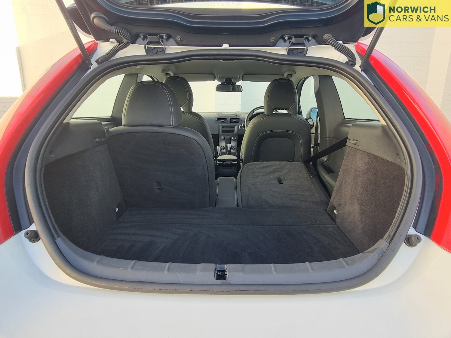 Used Volvo C30 2013 for sale - 76951132: Photo 44