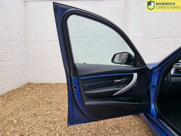 Used BMW 3 Series 2016 for sale - 76246150: Photo 17