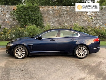 Used Jaguar XF 2014 for sale - 77089393: Photo